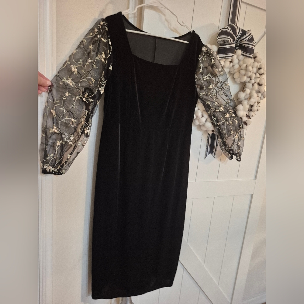 Macy's Black Velvet Maxi Dress with Floral Embroidered Sleeves - Picture 3 of 9